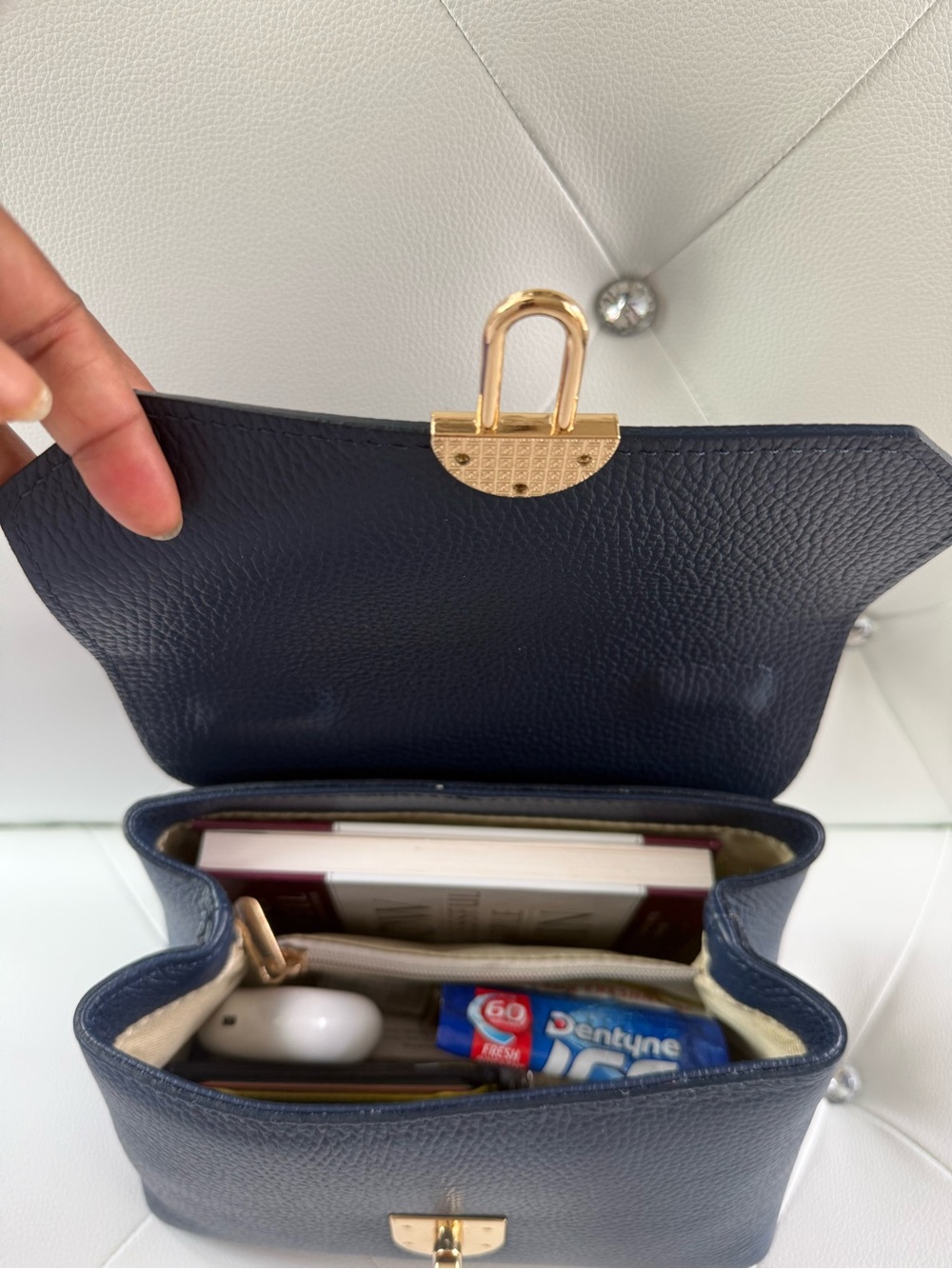 Luxury Italian Craftsmanship Meets Everyday Elegance - Picture 14 of 15